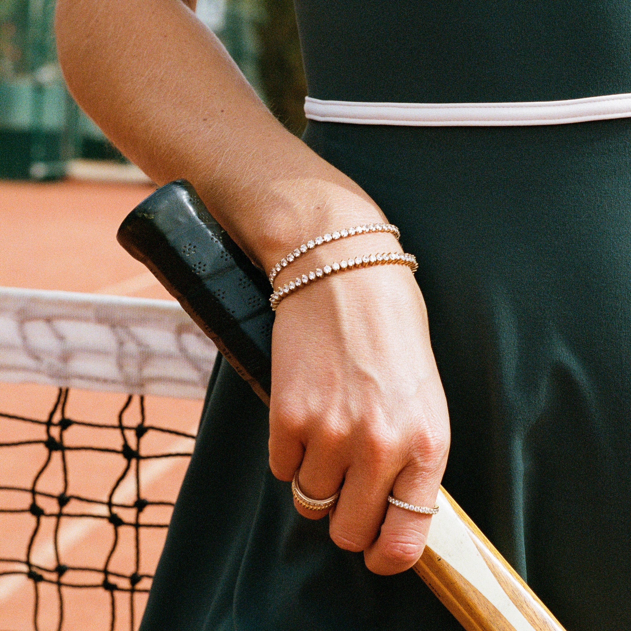 Enqlo | Women's Golden Tennis Bracelet